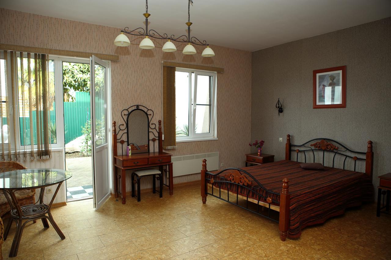 Mamzyshkha Guest House Γκάγκρα Εξωτερικό φωτογραφία