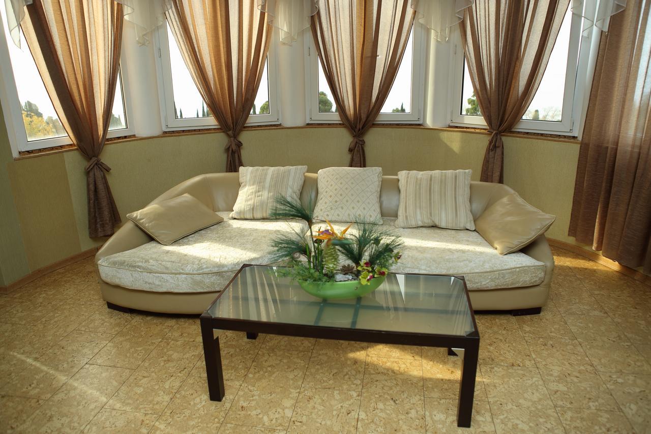 Mamzyshkha Guest House Γκάγκρα Εξωτερικό φωτογραφία